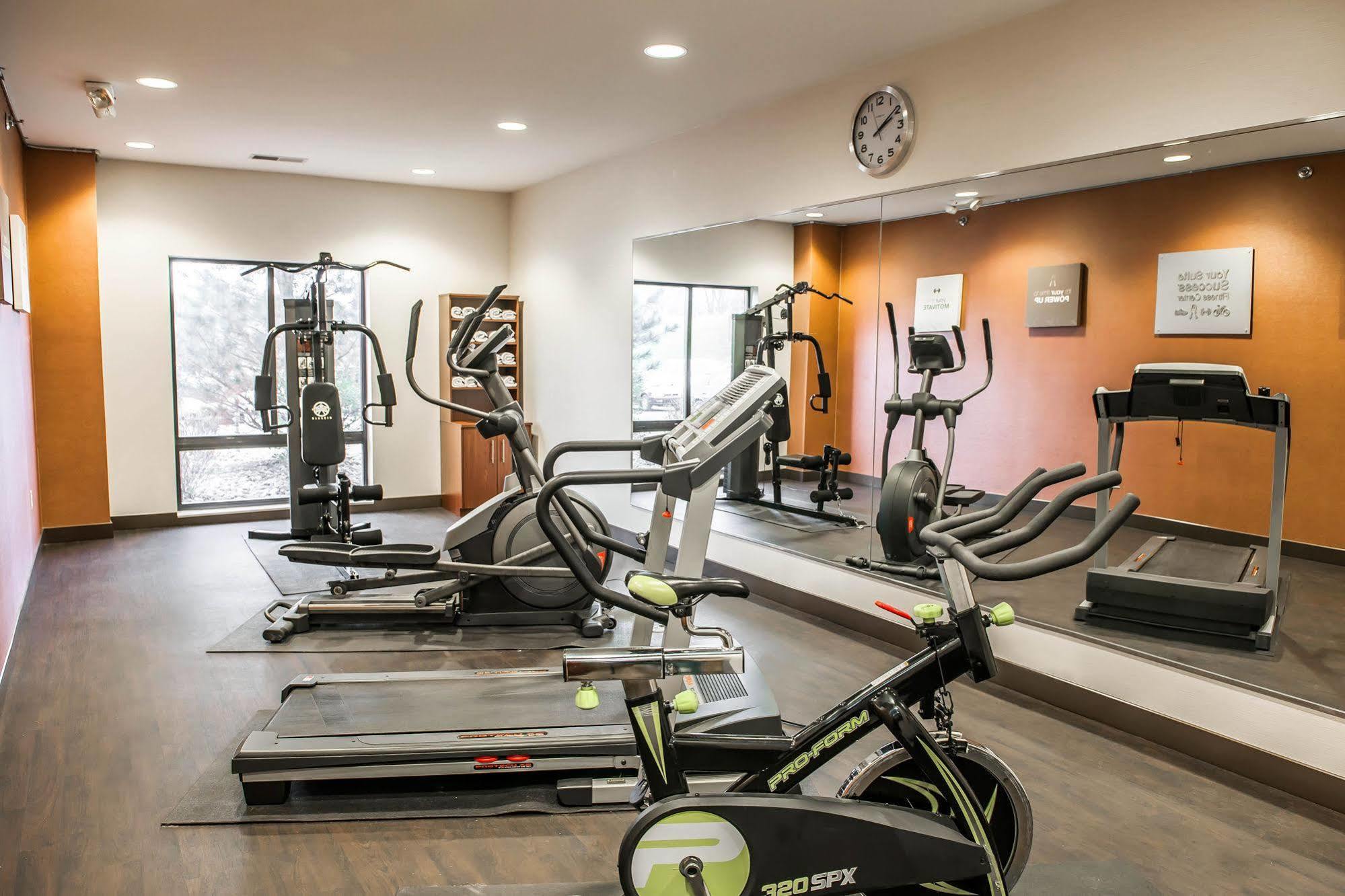 Comfort Suites South Elkhart Ngoại thất bức ảnh